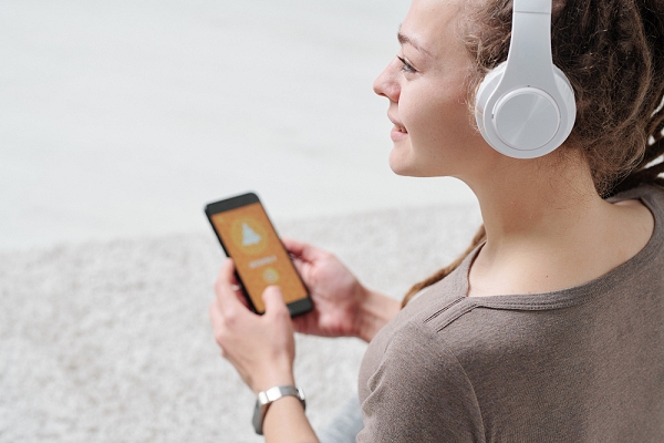 A evolução dos toques de celular e como eles influenciaram a cultura