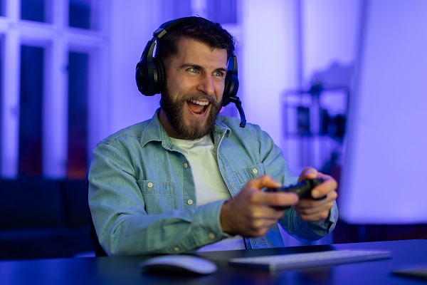 Como a velocidade da internet afeta a experiência de jogos online?