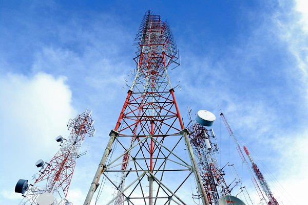 Como funcionam as torres de celular e a cobertura de sinal