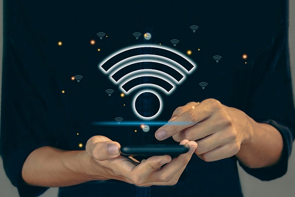 Descubra quais são os riscos de compartilhar a senha da sua rede Wi-Fi