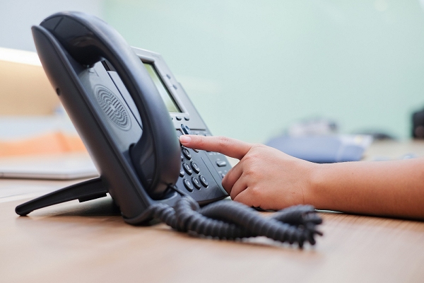 Evolução do telefone fixo ao smartphone em 50 anos