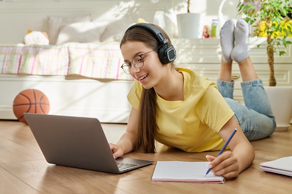 Internet para estudar, saiba como escolher o plano ideal