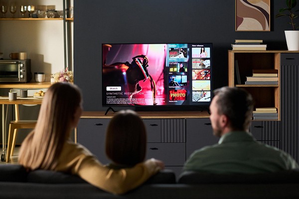 Smart TVs, câmeras e assistentes virtuais: impacto real na rede